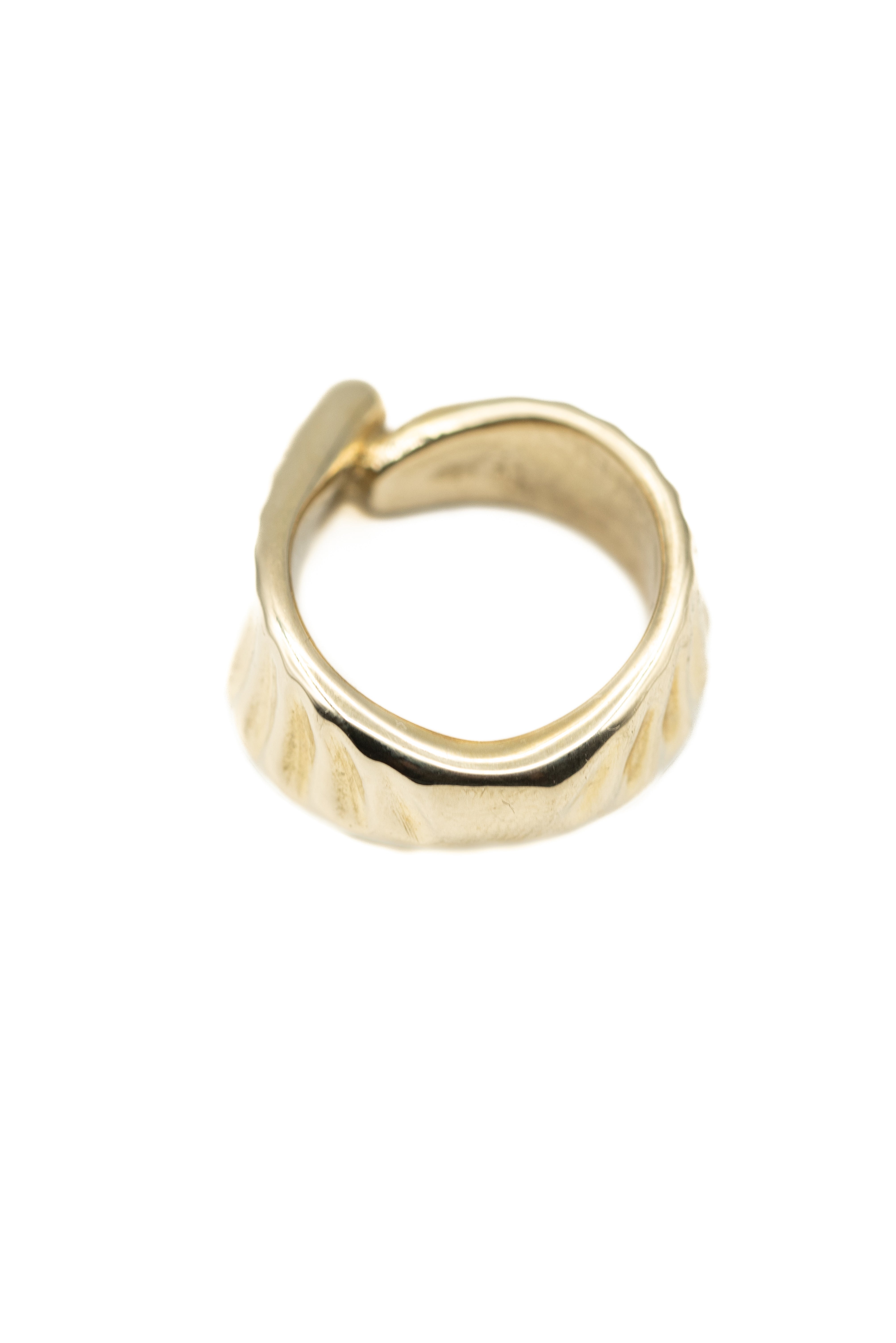 SOLID GOLD SCALLOP RING